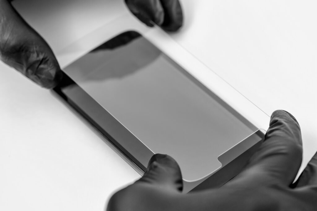 Screen guard fitting, wherever you are